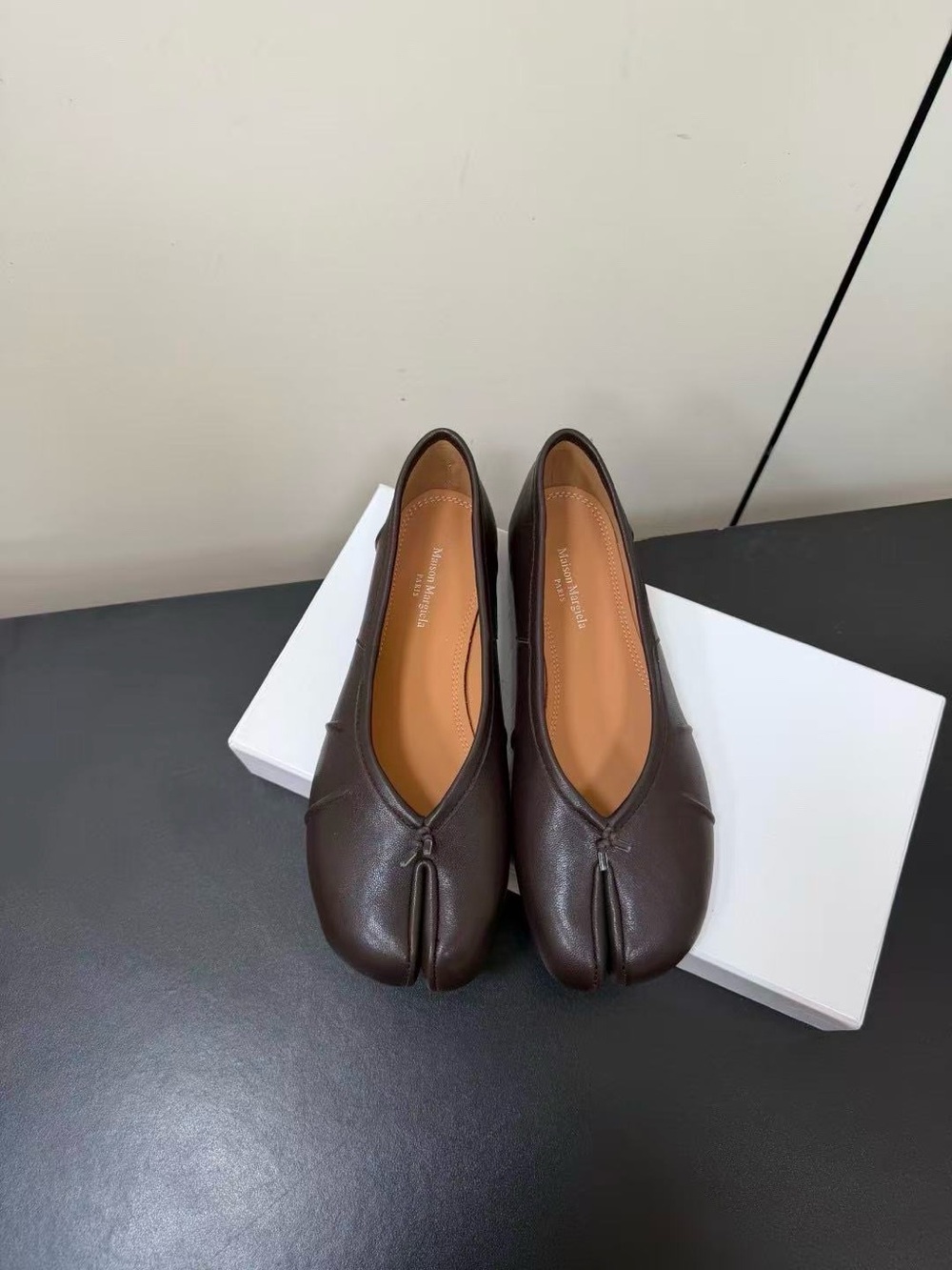 Maison Margiela Tabi Brown Leather Split-Toe Ballet Flats